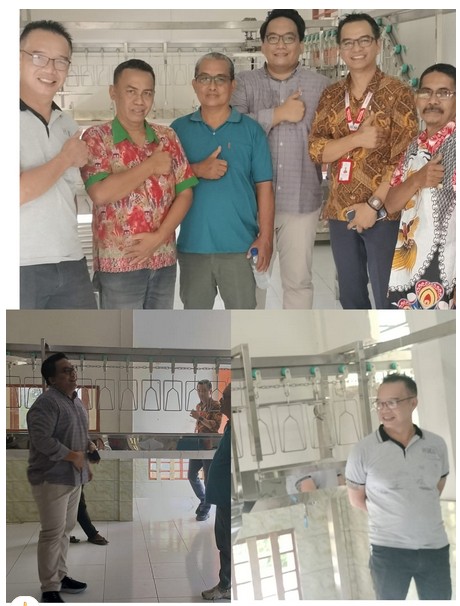 Kunjungan oleh perwakilan PT Charoen Pokphand Indonesia, drh. Chandra , bersama General Manager Hadi Retail Indonesia ke Rumah Potong Hewan Unggas (RPHU)